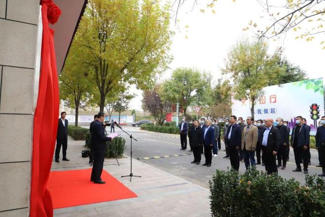 青岛西海岸新区揭牌成立全市首个退役军人乡村振兴创业孵化基地，聚焦生物肥料产业